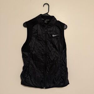 Nike | Women's Black Lightweight Vest